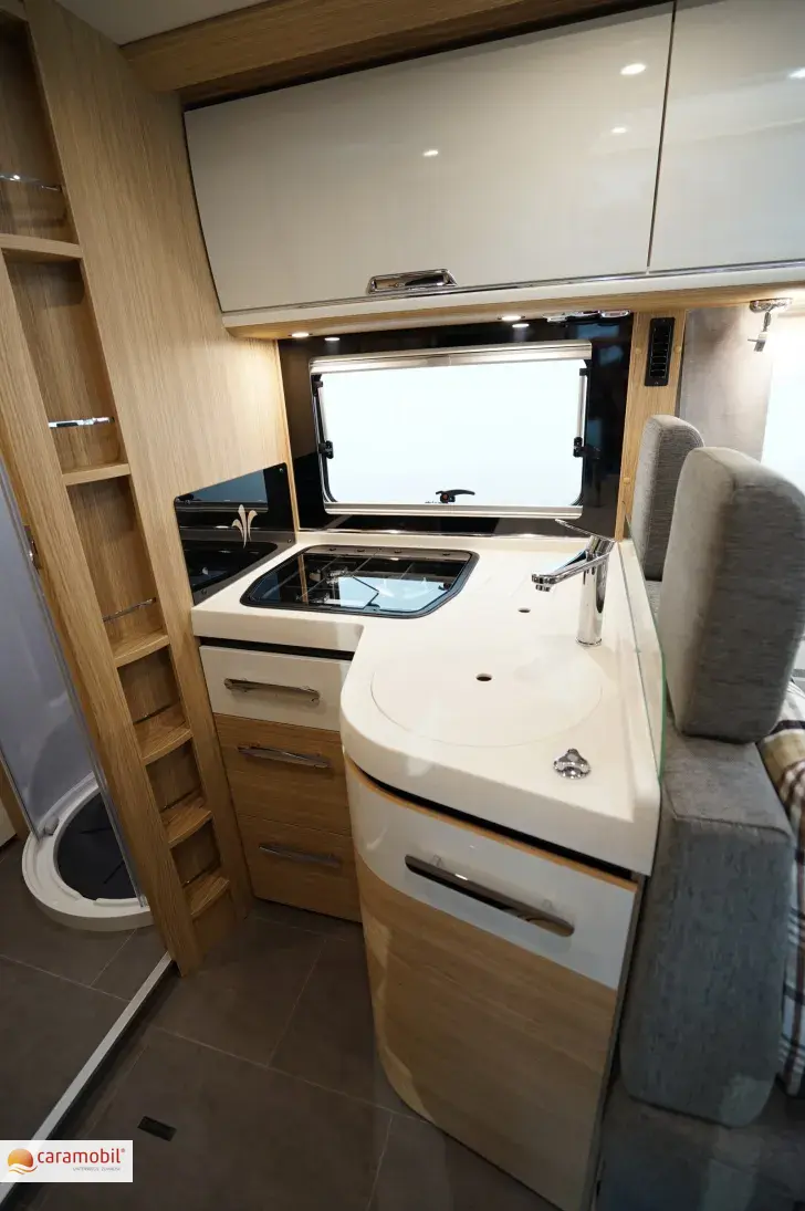 Fahrzeugbild Niesmann + Bischoff Arto 77E Luftfederung/Alde/Solar/Lithium #12