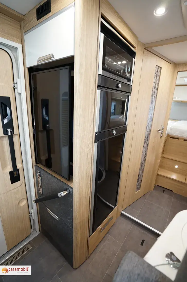 Fahrzeugbild Niesmann + Bischoff Arto 77E Luftfederung/Alde/Solar/Lithium #13