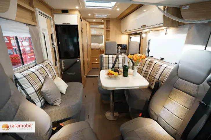 Fahrzeugbild Niesmann + Bischoff Arto 77E Luftfederung/Alde/Solar/Lithium #16