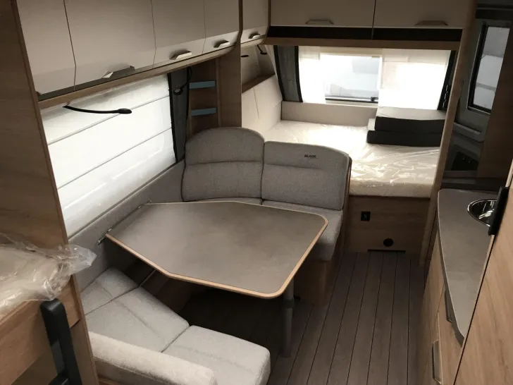 Fahrzeugbild Knaus Südwind BLACK SELECTION 580 QS Mod.2026; 2000kg #9