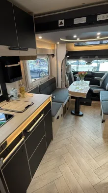 Fahrzeugbild Chausson Teilintegrierte 640 Titanium Line #8