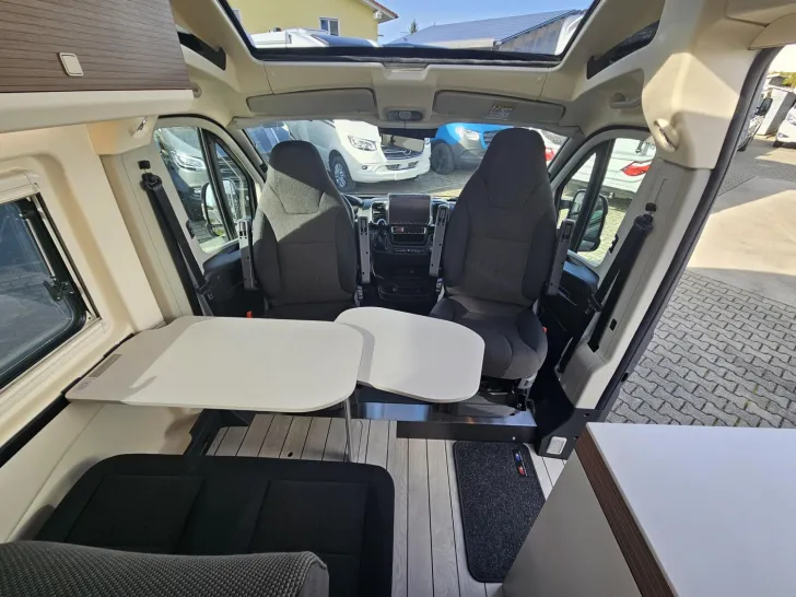 Fahrzeugbild Westfalia Columbus 600 E 180 PS Automatik |Premium-Paket | #7