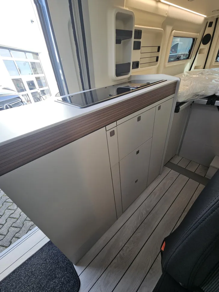 Fahrzeugbild Westfalia Columbus 600 E 180 PS Automatik |Premium-Paket | #11