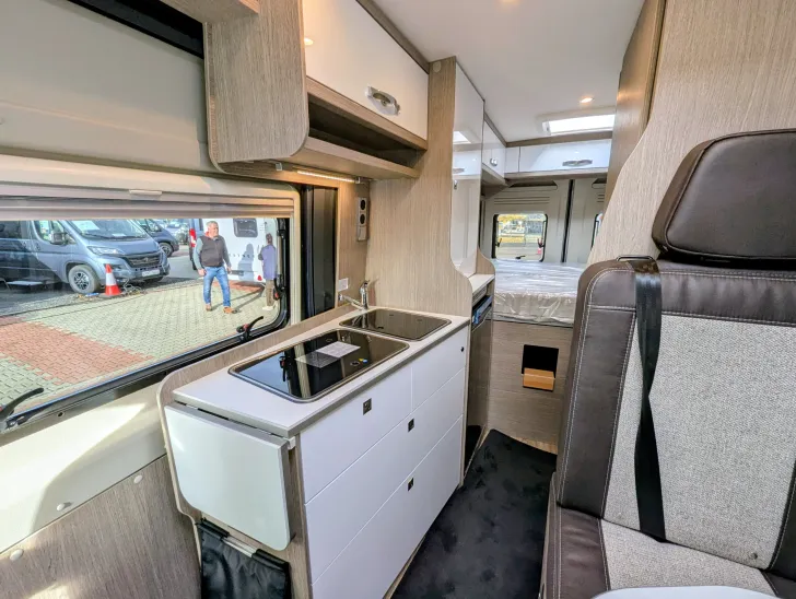 Fahrzeugbild Pössl D-Line 2WIN Plus Modell 2026 Sie sparen 2.910,- #9