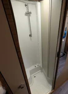 Fahrzeugbild Knaus Van TI 650 MEG HHL Edition 40 Years 140 PS Schalter #17