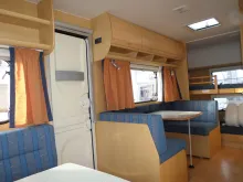 Fahrzeugbild Dethleffs Camper 490 TK Nr. 82 -Etagenb.,2 Sitzgruppen #5