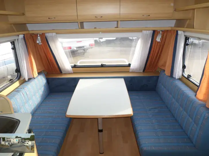 Fahrzeugbild Dethleffs Camper 490 TK Nr. 82 -Etagenb.,2 Sitzgruppen #7