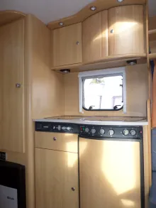 Fahrzeugbild Dethleffs Camper 490 TK Nr. 82 -Etagenb.,2 Sitzgruppen #10