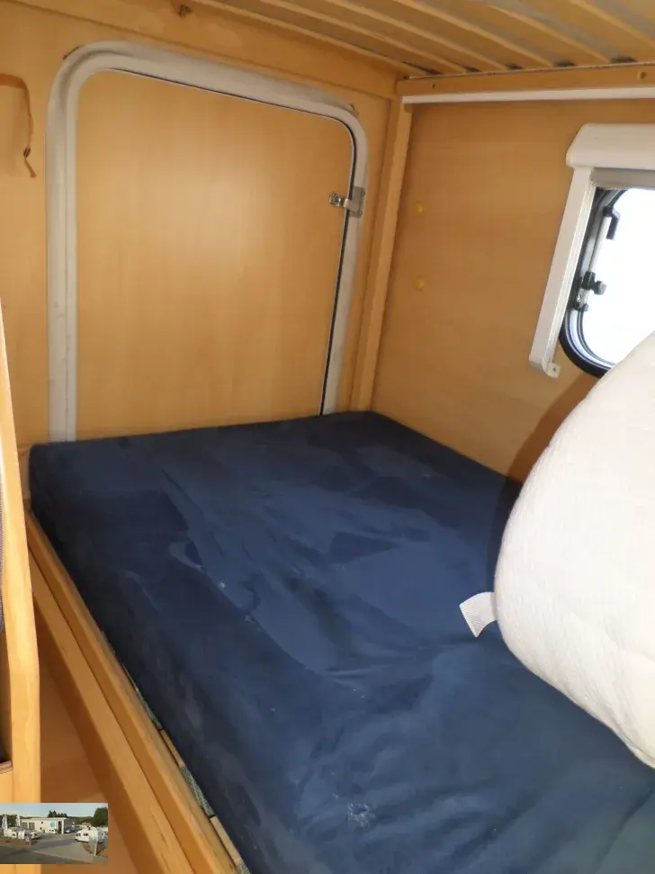 Fahrzeugbild Dethleffs Camper 490 TK Nr. 82 -Etagenb.,2 Sitzgruppen #18