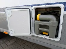 Fahrzeugbild Dethleffs Camper 490 TK Nr. 82 -Etagenb.,2 Sitzgruppen #33
