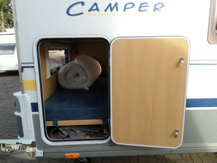 Fahrzeugbild Dethleffs Camper 490 TK Nr. 82 -Etagenb.,2 Sitzgruppen #34