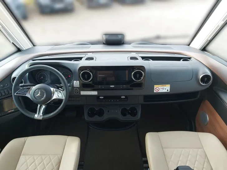 Fahrzeugbild Carthago chic e-line I 51 QB DA #11