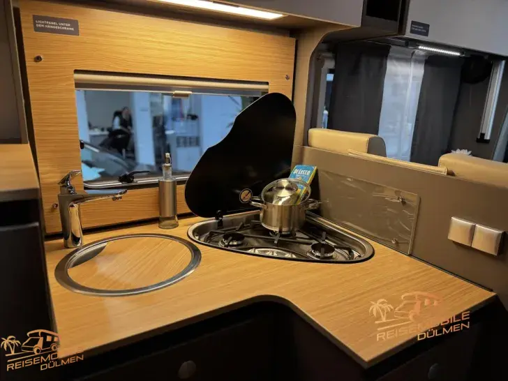 Fahrzeugbild LMC Tourer Lift H 660 G Automatik 70 Jahre #15