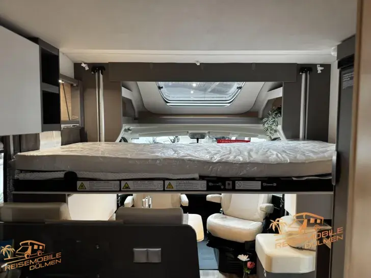 Fahrzeugbild LMC Tourer Lift H 660 G Automatik 70 Jahre #29