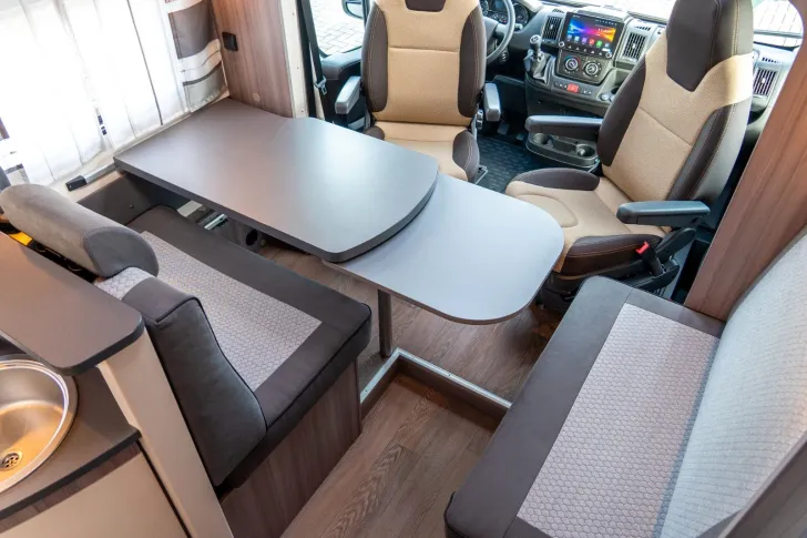 Fahrzeugbild Hobby Optima OnTour T70E *Navi*RFK*Einzelb.*Heckbad* #13