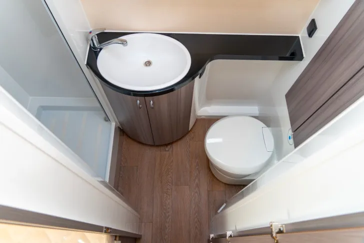 Fahrzeugbild Hobby Optima OnTour T70E *Navi*RFK*Einzelb.*Heckbad* #19