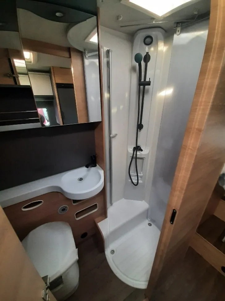 Fahrzeugbild Knaus L!VE/LIVE TI 700 MEG Platinum Selection #12