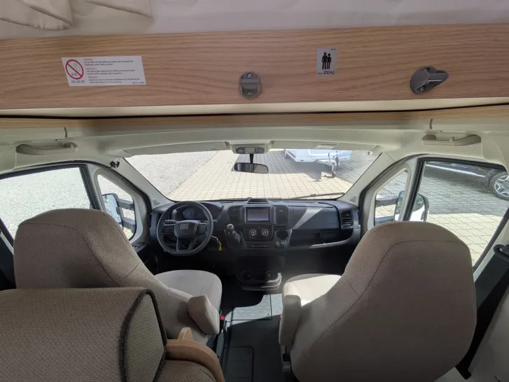 Fahrzeugbild LMC Tourer A 690 G 140PS/Markise/Isofix/GFK #7