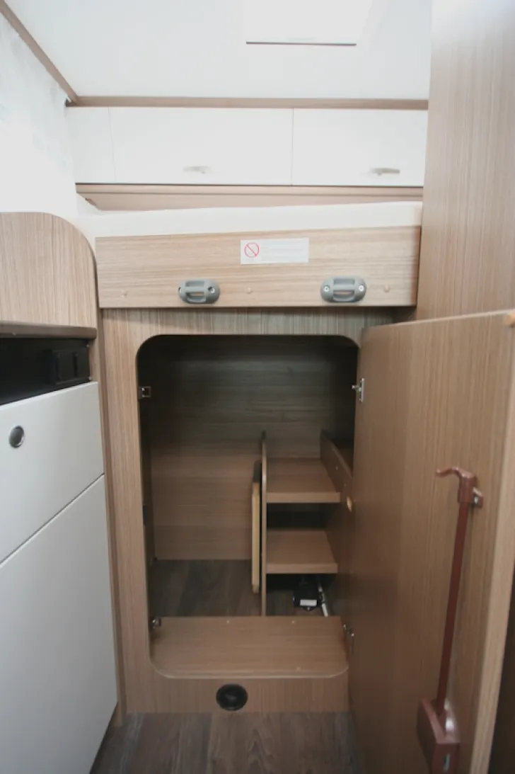 Fahrzeugbild Carado VAN V132 Edition15 #17