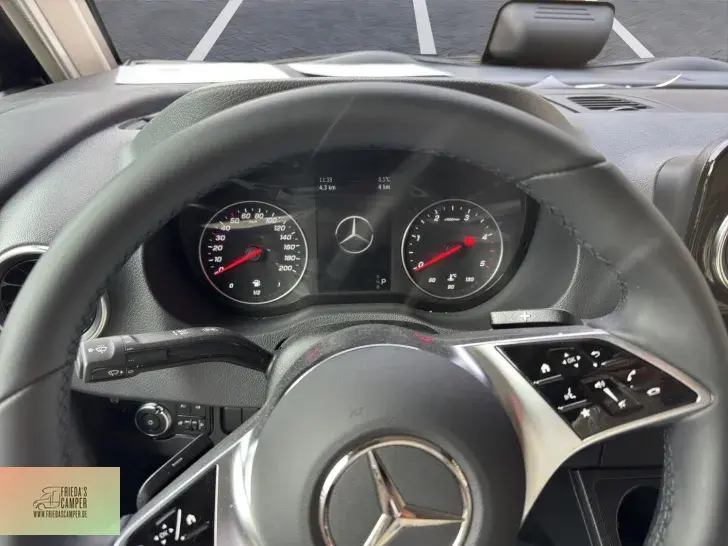 Fahrzeugbild Malibu I 470 RB LE K Vorführfzg! Mercedes comfort MJ26 #12