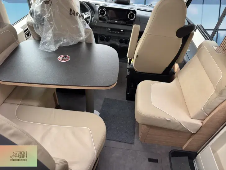 Fahrzeugbild Malibu I 470 RB LE K Vorführfzg! Mercedes comfort MJ26 #16