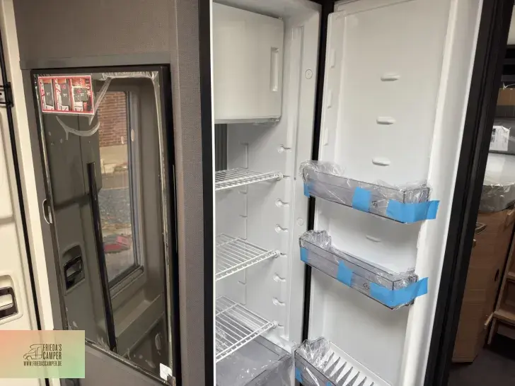 Fahrzeugbild Malibu I 470 RB LE K Vorführfzg! Mercedes comfort MJ26 #18