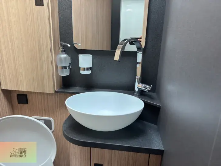 Fahrzeugbild Malibu I 470 RB LE K Preishammer! Mercedes comfort MJ26 #22