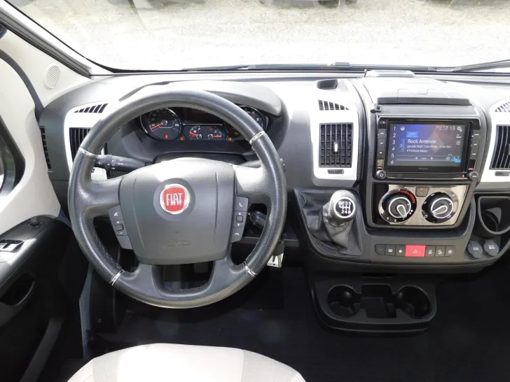 Fahrzeugbild Bürstner Lyseo Time T Limited T 736 Solar,AHK,Klimaanlage #6