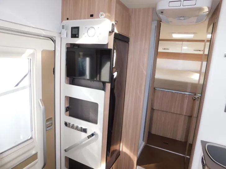 Fahrzeugbild Bürstner Lyseo Time T Limited T 736 Solar,AHK,Klimaanlage #10