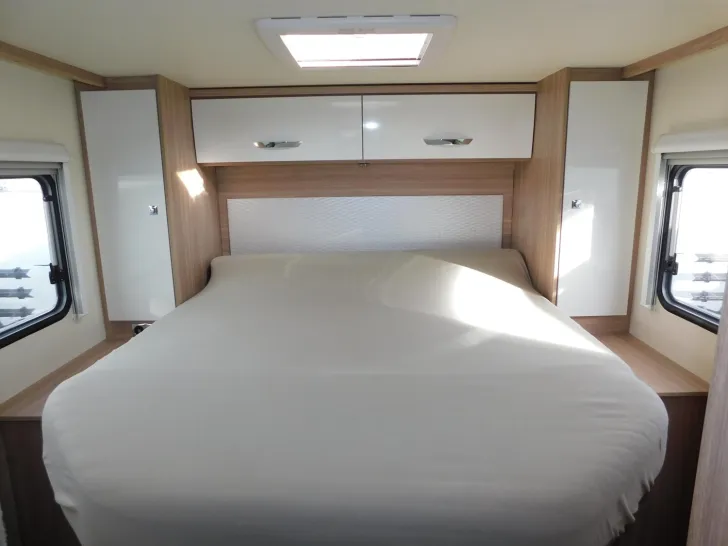 Fahrzeugbild Bürstner Lyseo Time T Limited T 736 Solar,AHK,Klimaanlage #12