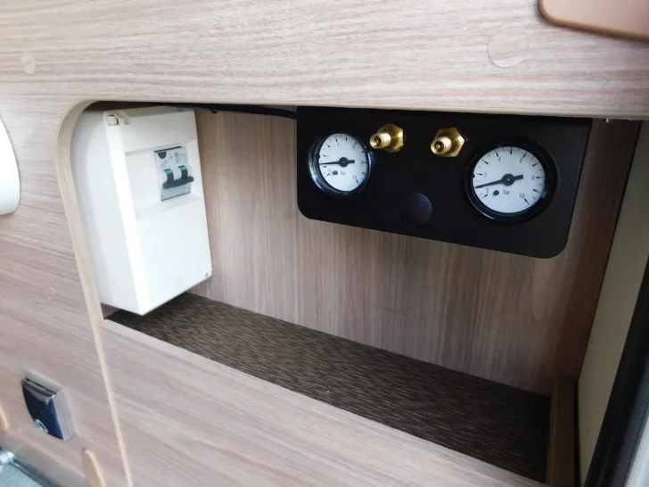 Fahrzeugbild Bürstner Lyseo Time T Limited T 736 Solar,AHK,Klimaanlage #24