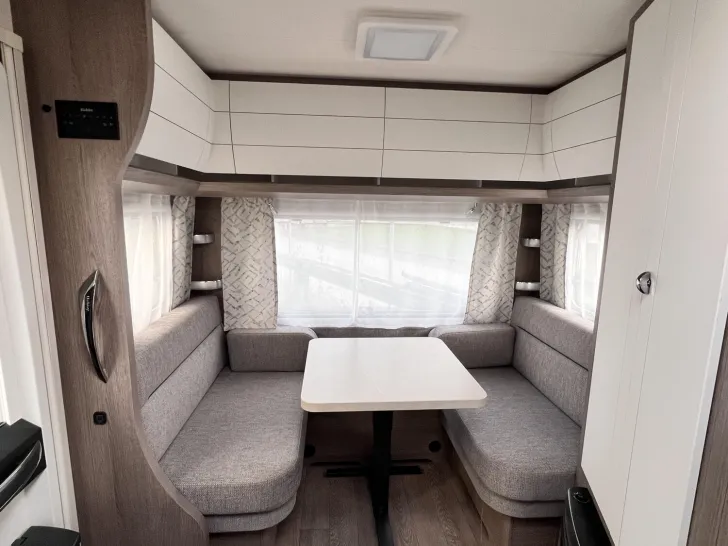 Fahrzeugbild Hobby OnTour 460 DL -Vorzelt #3