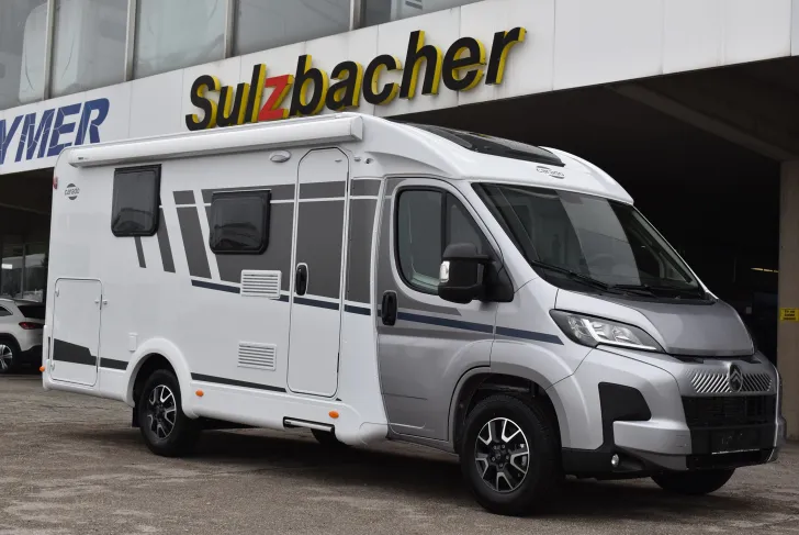 Fahrzeugbild Carado VAN V339 pro+ Queensbett, Combi-E, Variobad #1
