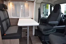Fahrzeugbild Carado VAN V339 pro+ Queensbett, Combi-E, Variobad #4