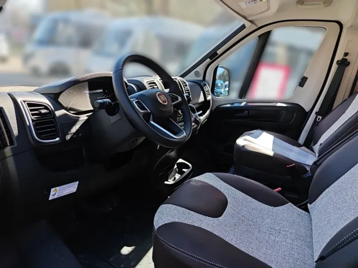 Fahrzeugbild Pössl 2Win S Fiat 140 PS !! Sie sparen 16.795,- !! #7