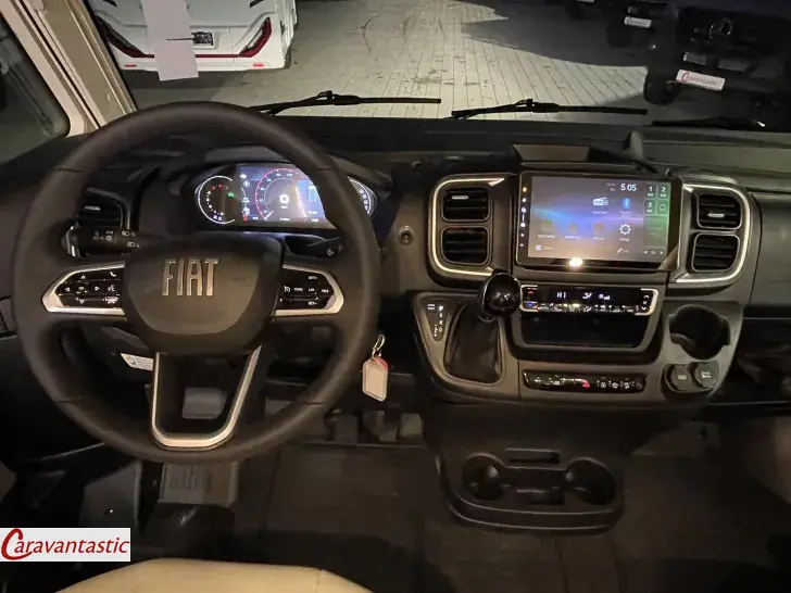 Fahrzeugbild Rapido INTEGRIERTE C55I - 65 ANS #5