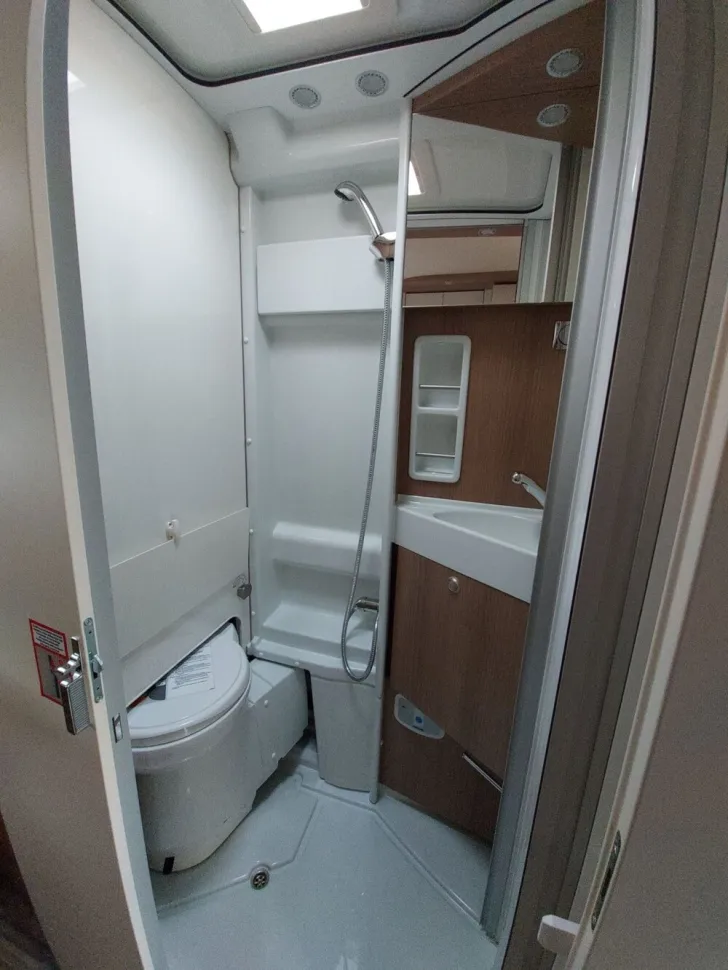 Fahrzeugbild Malibu Charming GT skyview 640 LE K #17