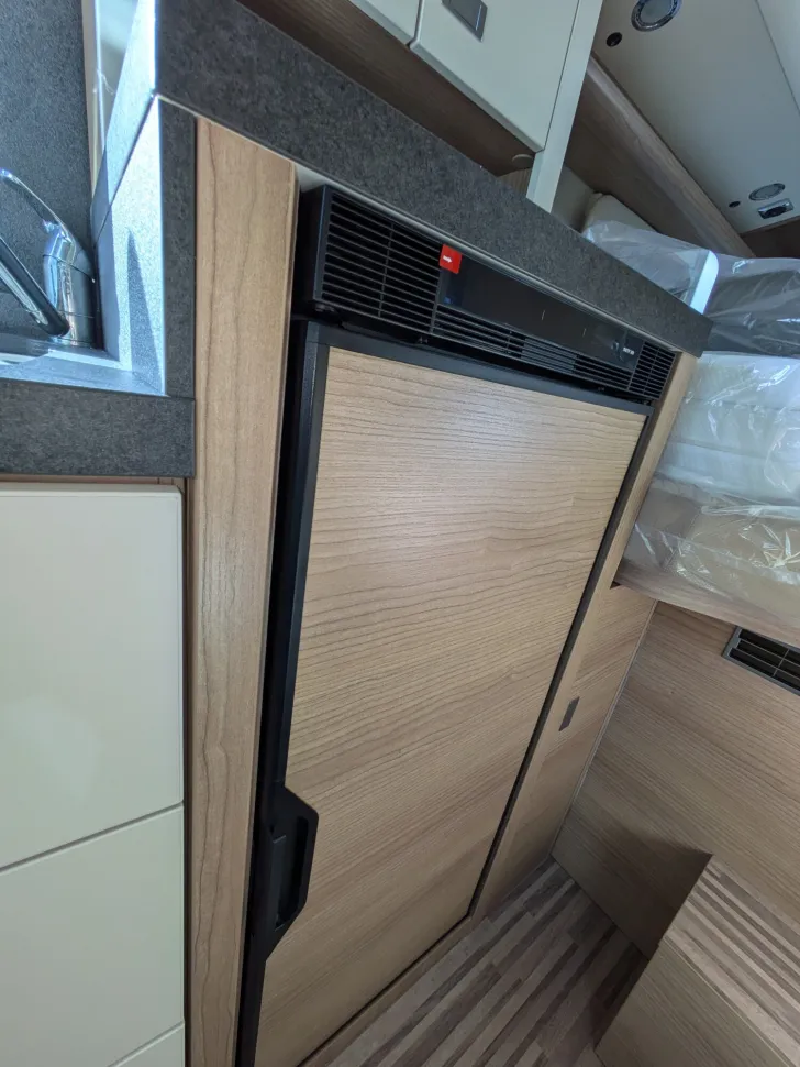 Fahrzeugbild Malibu Van diversity 600 DB K 140PS/Klima/90L/Ladebooster #11