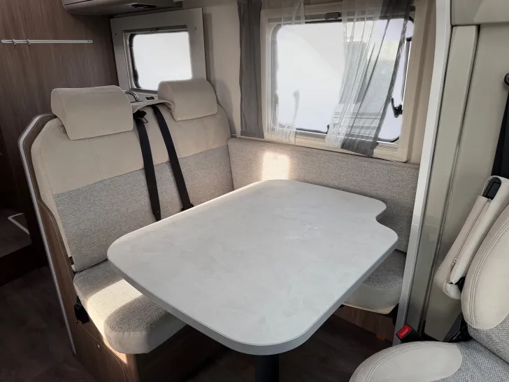 Fahrzeugbild Carado TEILINTEGRIERTE 447 #7