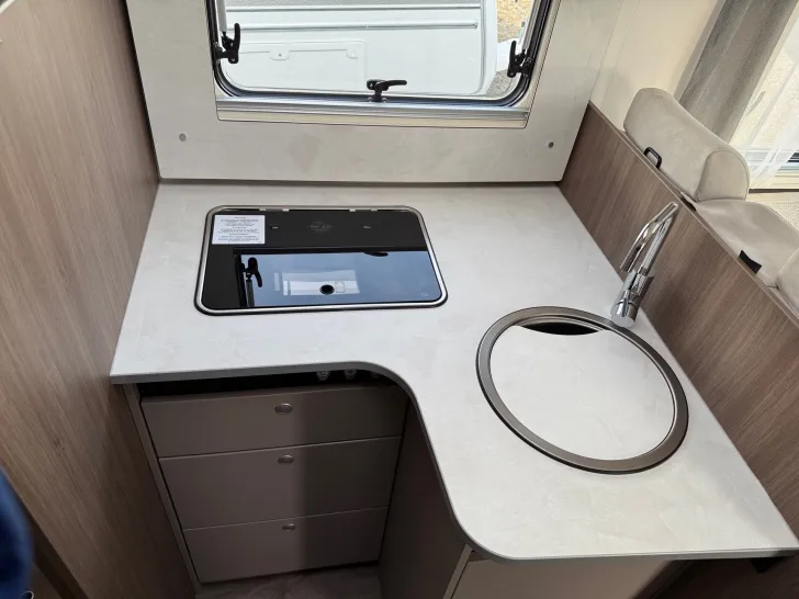 Fahrzeugbild Carado TEILINTEGRIERTE 447 #8