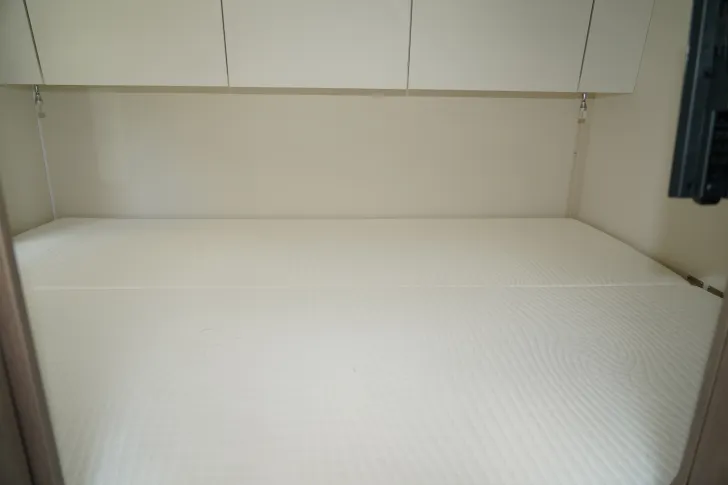 Fahrzeugbild Carado T 334S (36) AUTOMATIK, HUBBETT uvm. #13