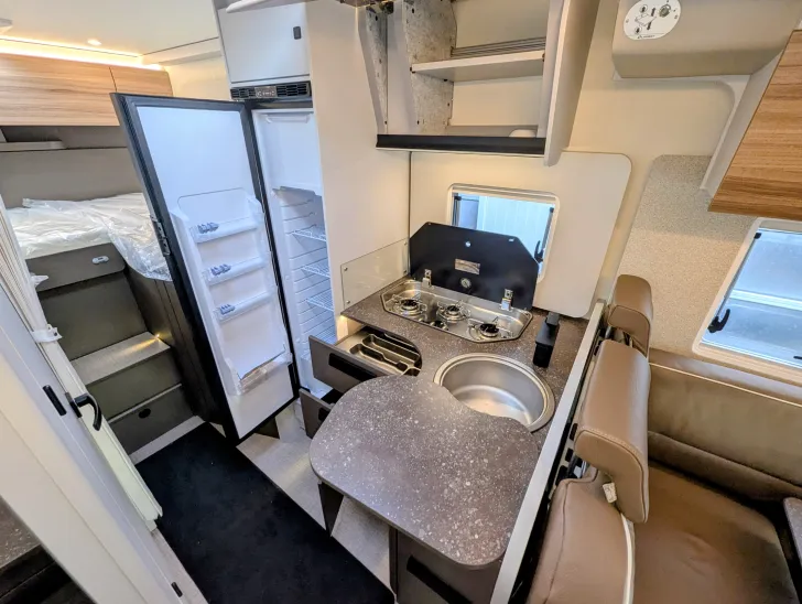 Fahrzeugbild Bürstner B66 TD 690 G Modell 2026 Sie sparen 4.540,- #11