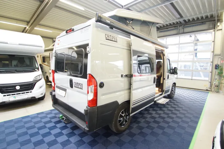 Fahrzeugbild Bürstner Campeo C 600 AUFSTELLDACH #5