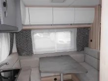 Fahrzeugbild Hobby De Luxe 400 SFe #6