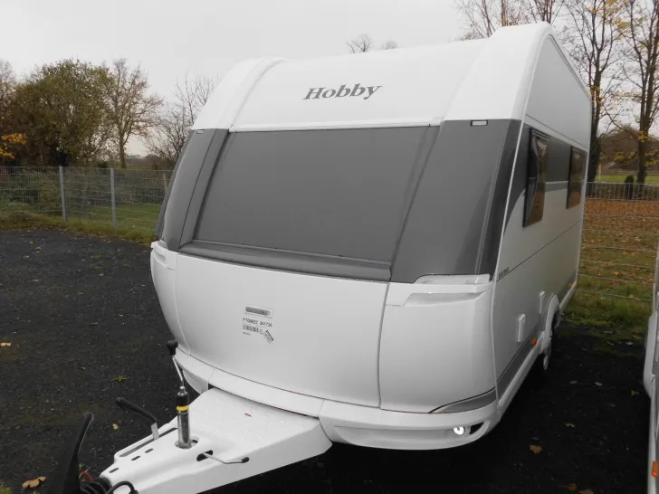 Fahrzeugbild Hobby OnTour 390 SF 2026 1500kg. Teppich #4
