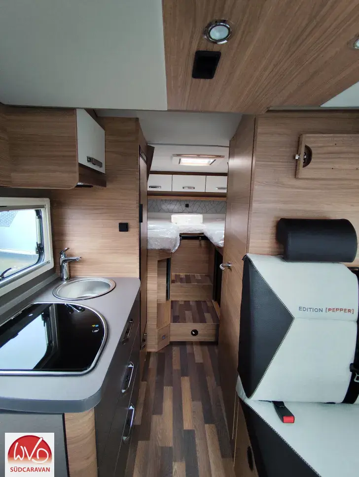 Fahrzeugbild Weinsberg CaraCompact 640 MEG Suite EDITION [PEPPER] #12