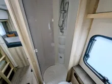 Fahrzeugbild Hobby De Luxe 545 KMF FUßBODENERWÄRMUNG, AUFLASTUNG #15