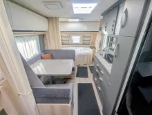 Fahrzeugbild Hobby De Luxe 545 KMF #7