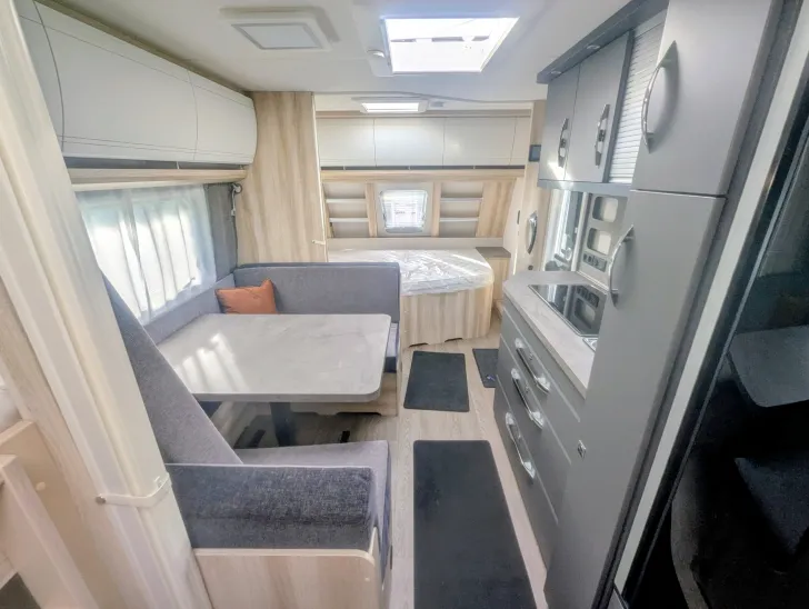 Fahrzeugbild Hobby De Luxe 545 KMF #7