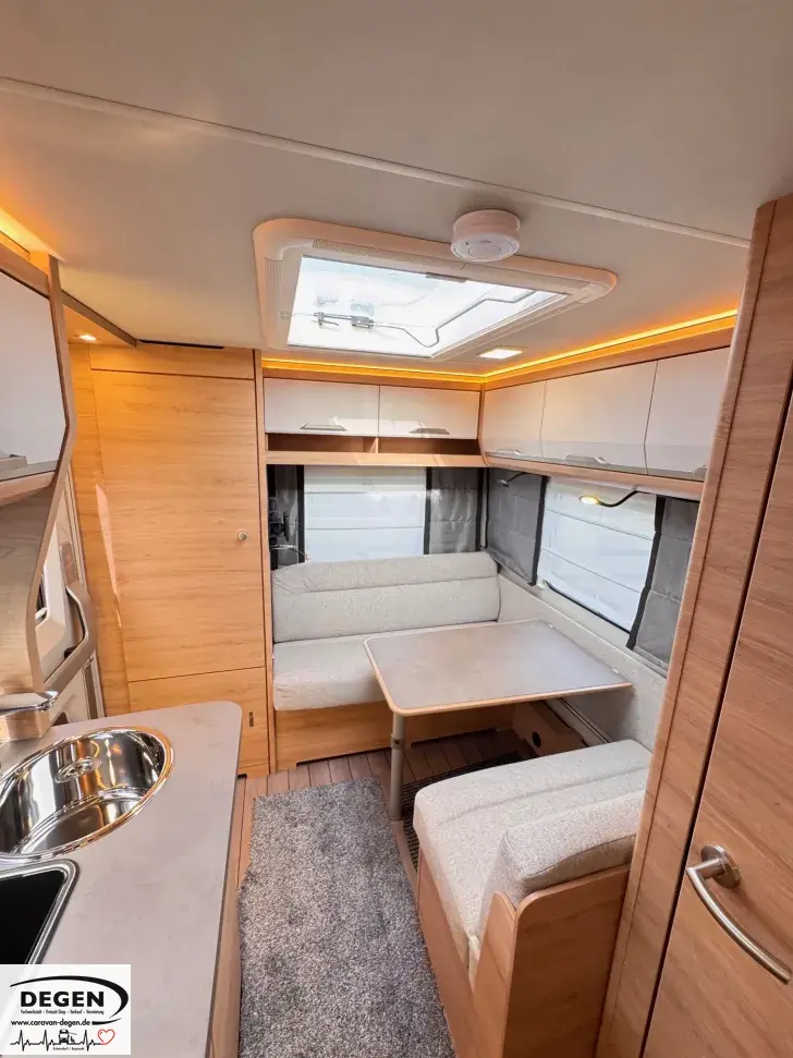 Fahrzeugbild Knaus Südwind 420 QD Black Selection #8